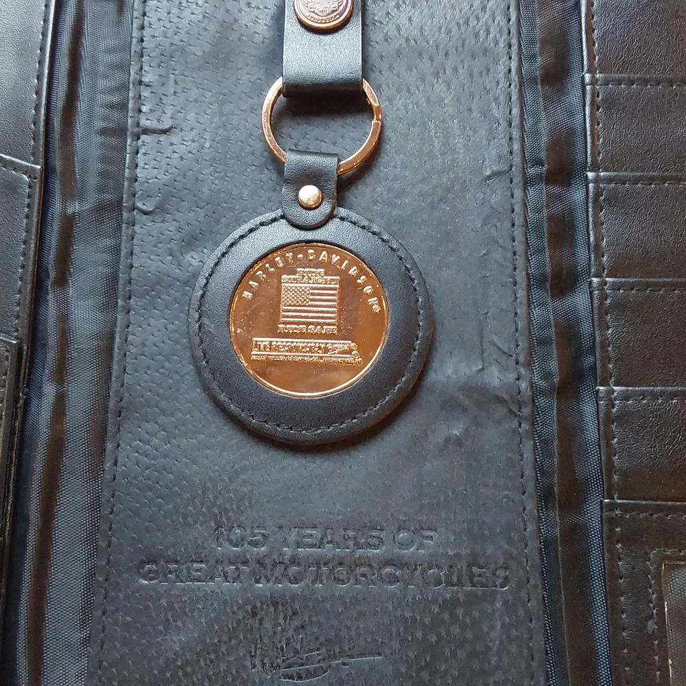 Harley Davidson Anniversary 105th Black Leather Tri Fold Wallet Embossed Logo
